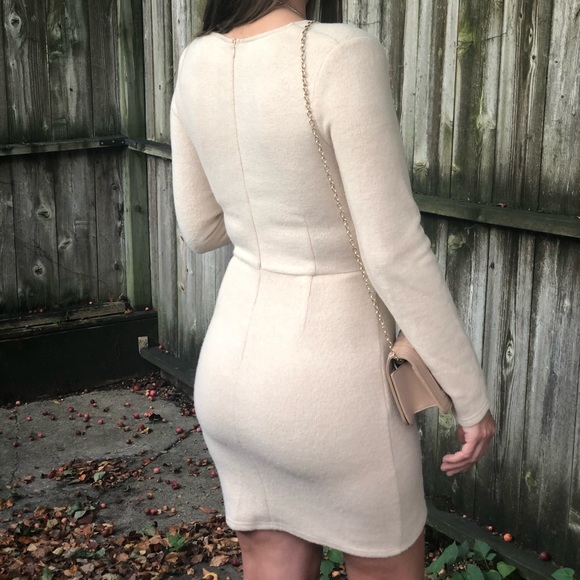 NWT Cream long sleeve dress - Picture 3 of 8
